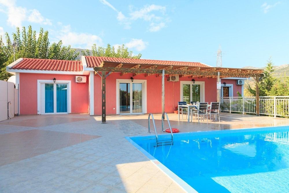 Villa Cherry Large Private Pool Walk to Beach Sea Views A C Wifi Car Not Required - 2180