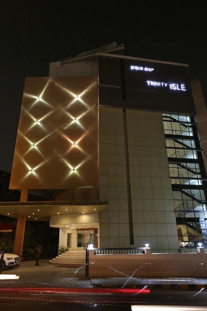 Hotel Trinity Isle Featured Image