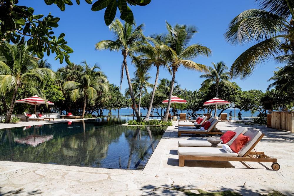 Itz'ana Resort & Residences Featured Image