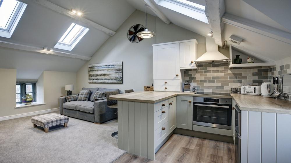 1 Bed - The Snug