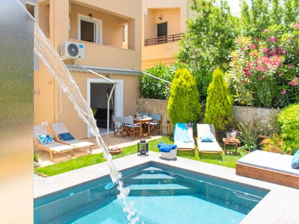 فيلا كريسيدا برايفت سويمينج بول أخرى