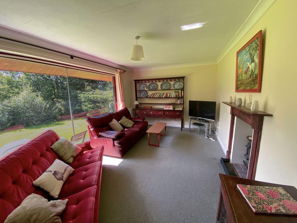 Broncoedwig Devil's Bridge Living Area