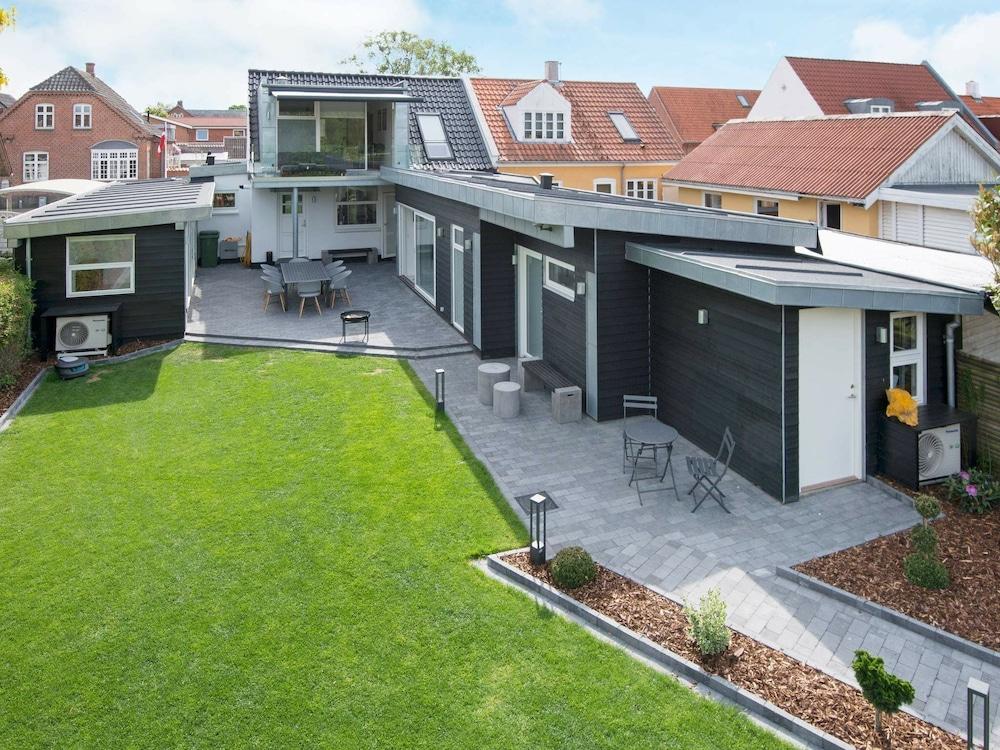 إكسيبشيونال هوليداي هوم إن جوتلاند باي ذا سي