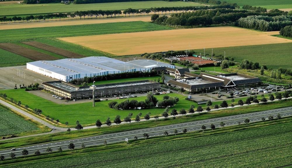 Van der Valk Hotel Groningen - Zuidbroek A7 Property Grounds