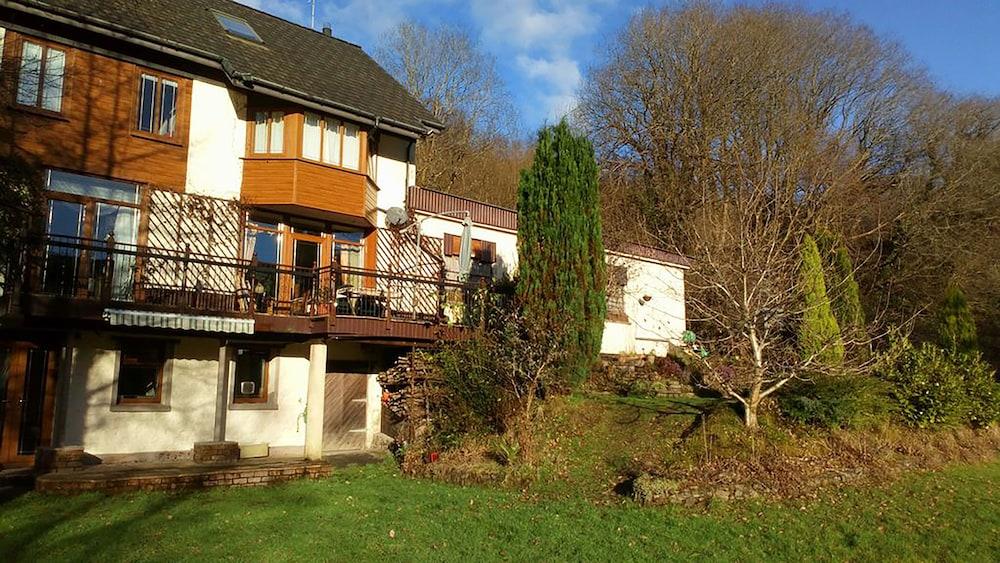 سيلبروين كانتري سايد ريتريت