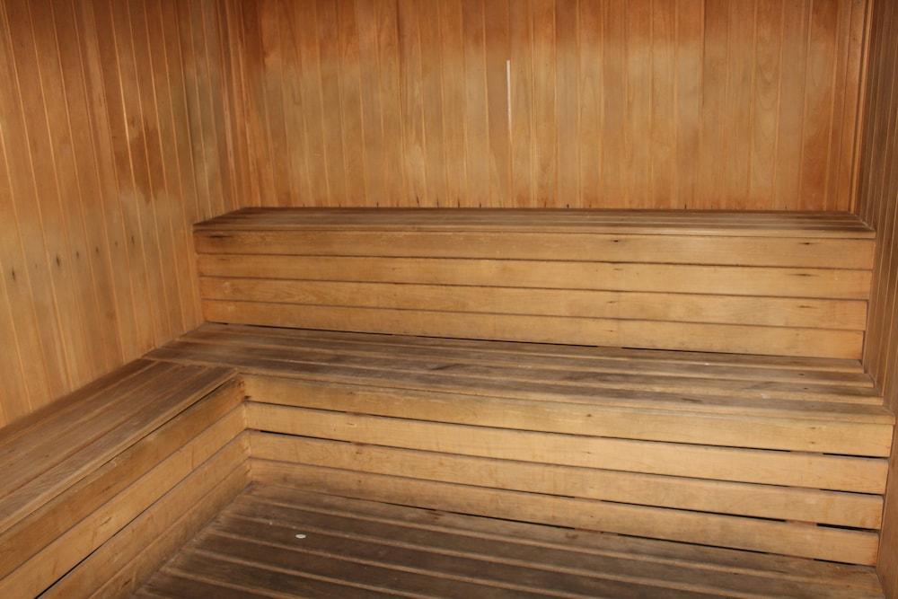 جراند سيرفيس سويت آت تايمز سكوير ساونا