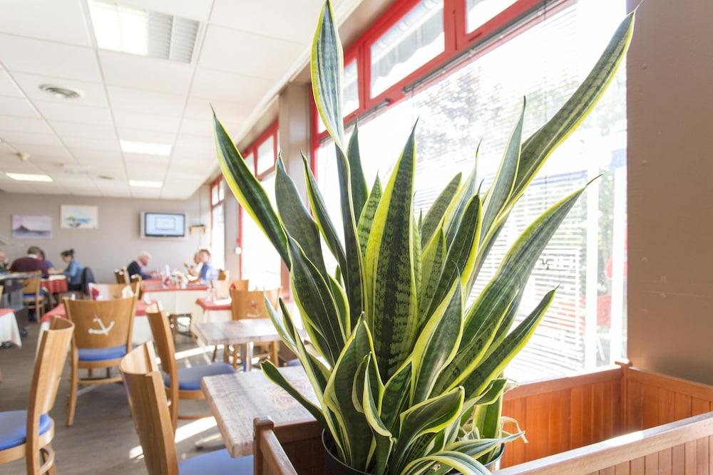 Les Gens de Mer Lorient Interior