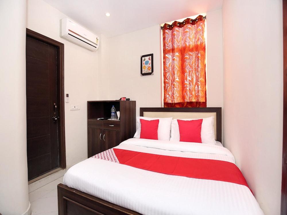 أو واي أو 8664 هوتل فيرست تشويس