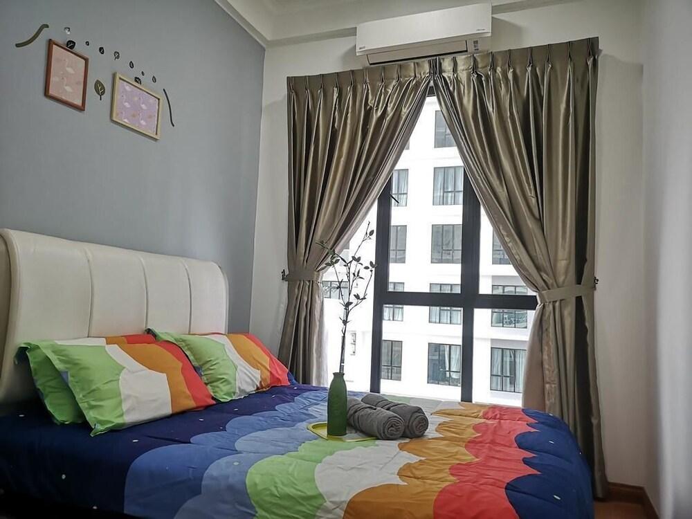 يويو هوم ستاي