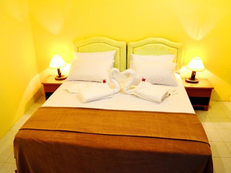 Horsburgh Island Guesthouse
