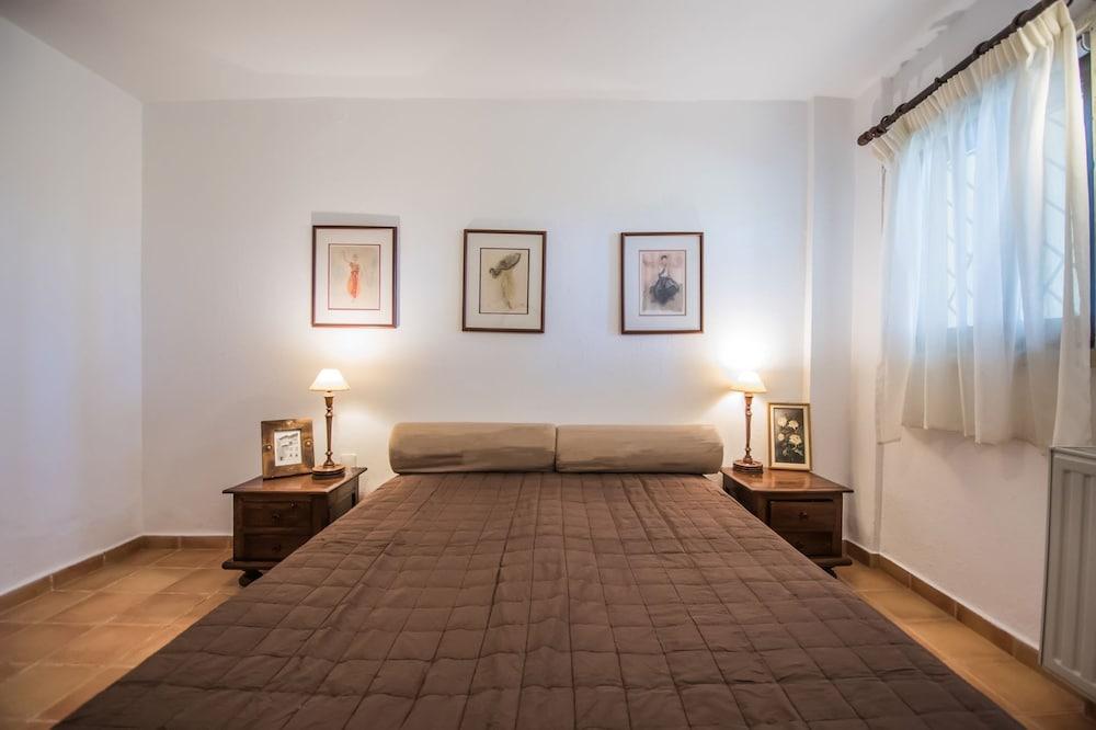 كاليبسو باي هالو! ساني فيلاس غرفة