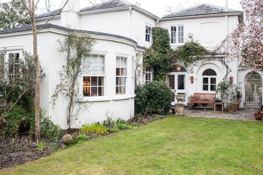 فيف - فوكس هاوس