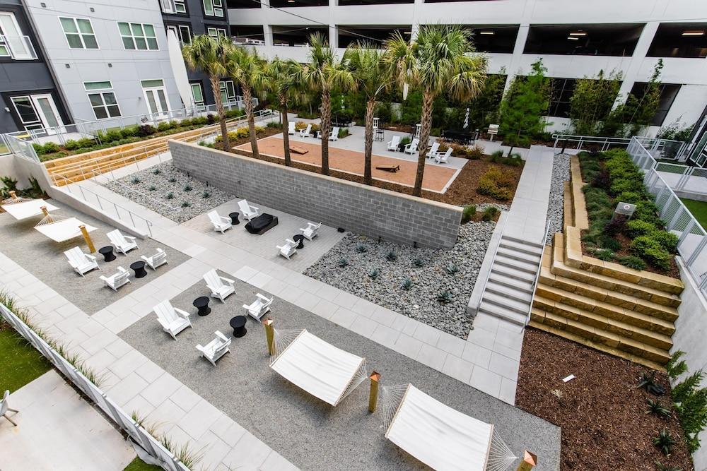 StayOvr at Legacy West - Windrose Property Grounds