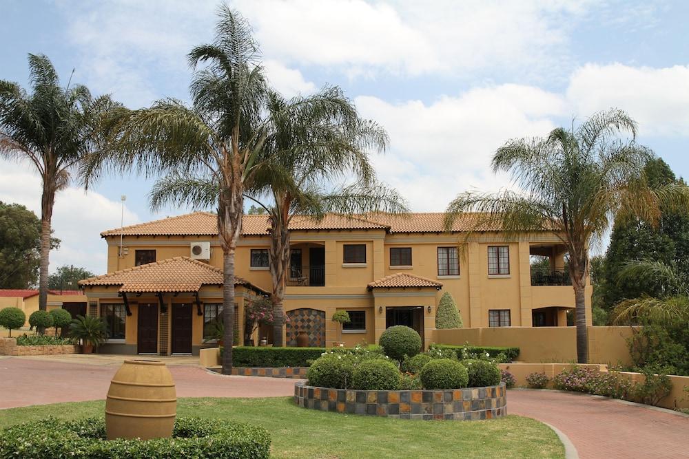 لا فيلا روزا