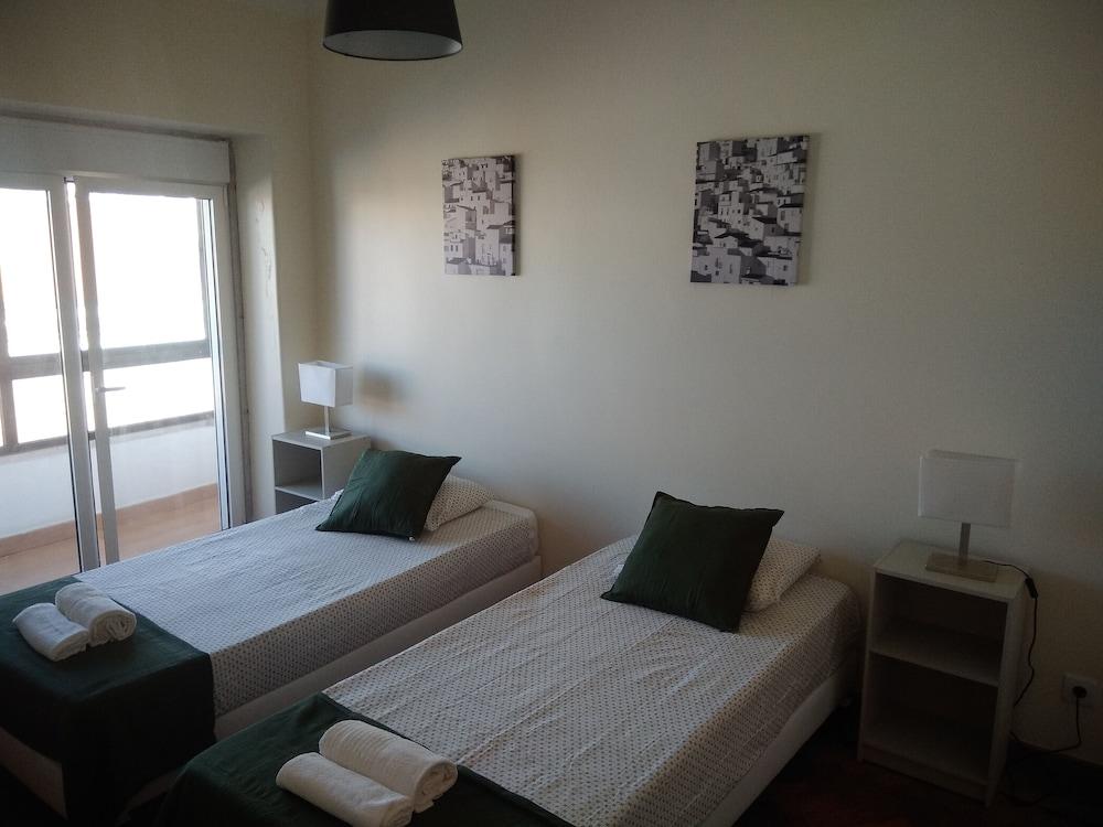 أورينت ي ا ستوديوز ف