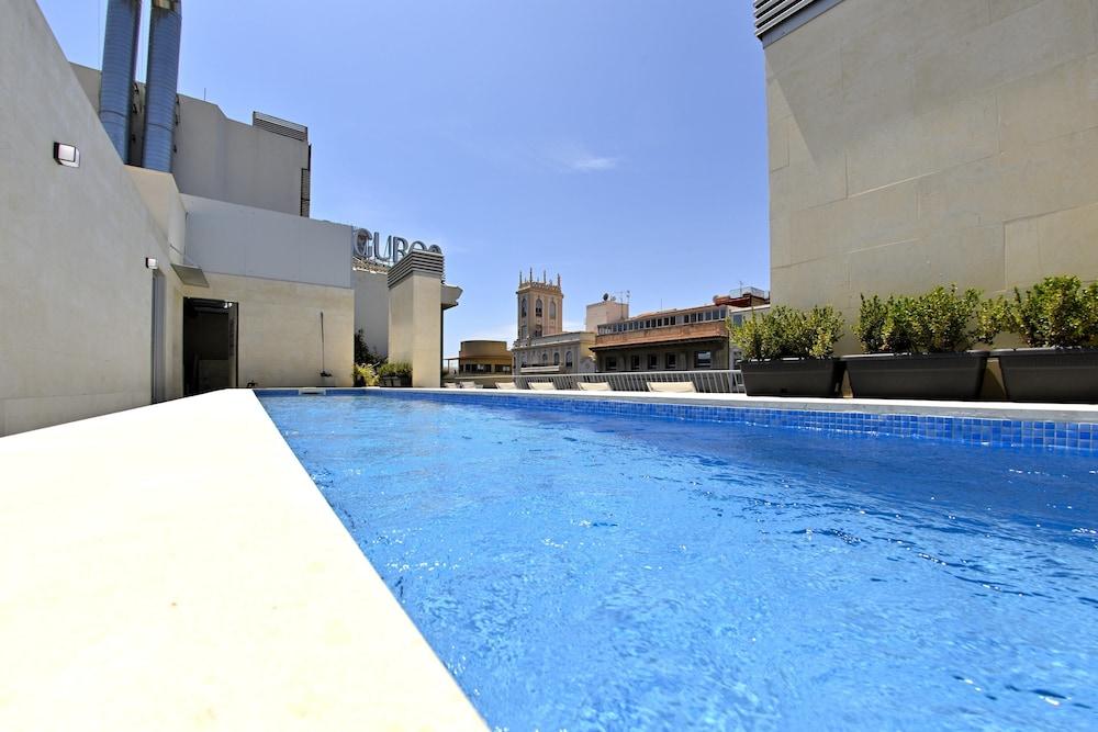 Myflats Rambla Collection Outdoor Pool