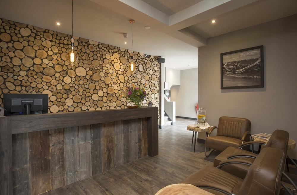 فلتشر بوتيك هوتل دوينورد منطقة الاستقبال