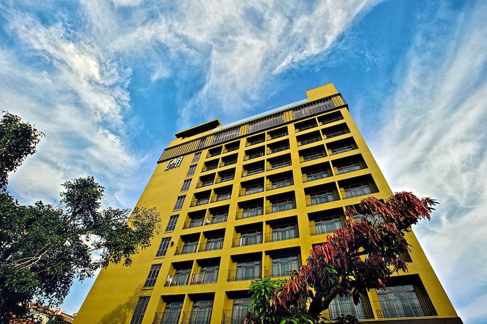 The Gaya Hotel Exterior