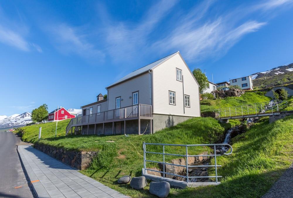 Fosshotel Eastfjords Exterior