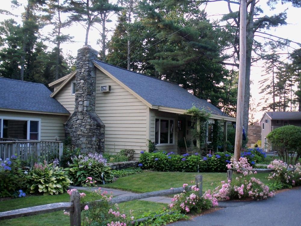 Ocean Gate Resort Exterior