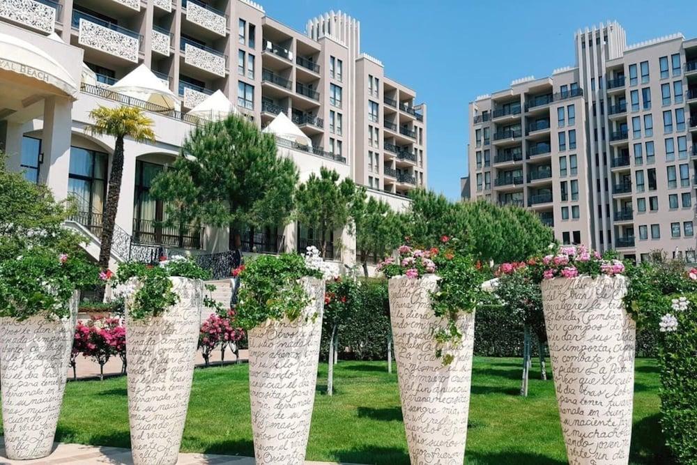 هوتل رويال بيتش 5 بريميوم - سنترال سي في  كس 8 المنطقة الخارجية