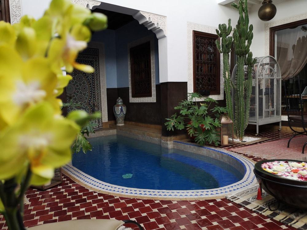 Riad Charme d'Orient - Adults Only Waterslide