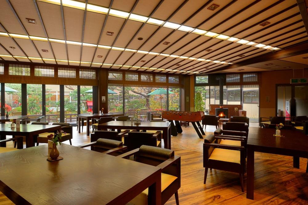 ساكايا هوتل