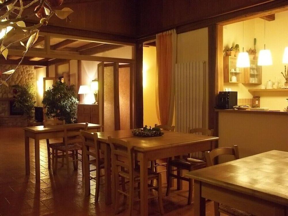 L'Albero Bianco Interior