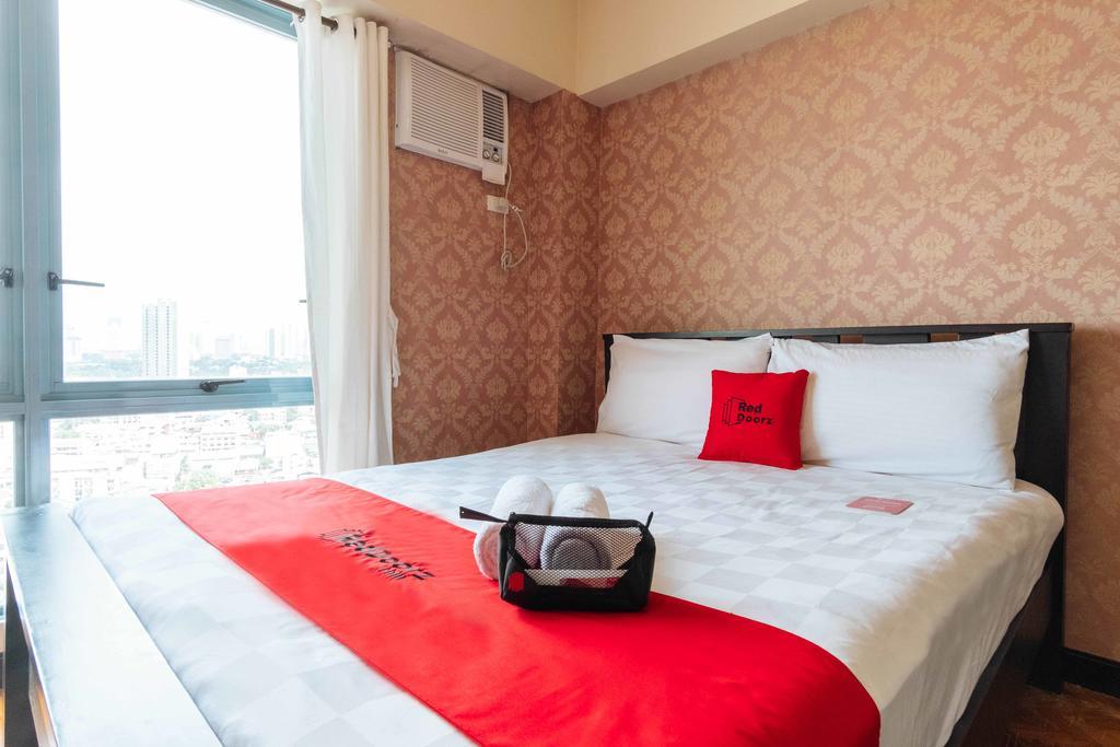 RedDoorz Premium @ Tivoli Mandaluyong