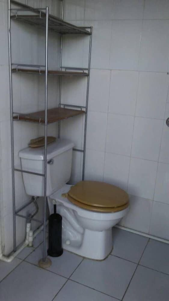 لو كريول هايداواي حمام