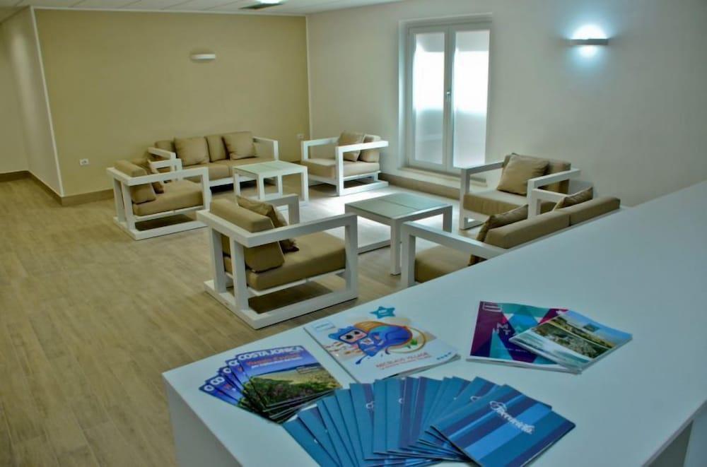 توكاسييلو هوتل فيليدج منطقة الجلوس في الردهة