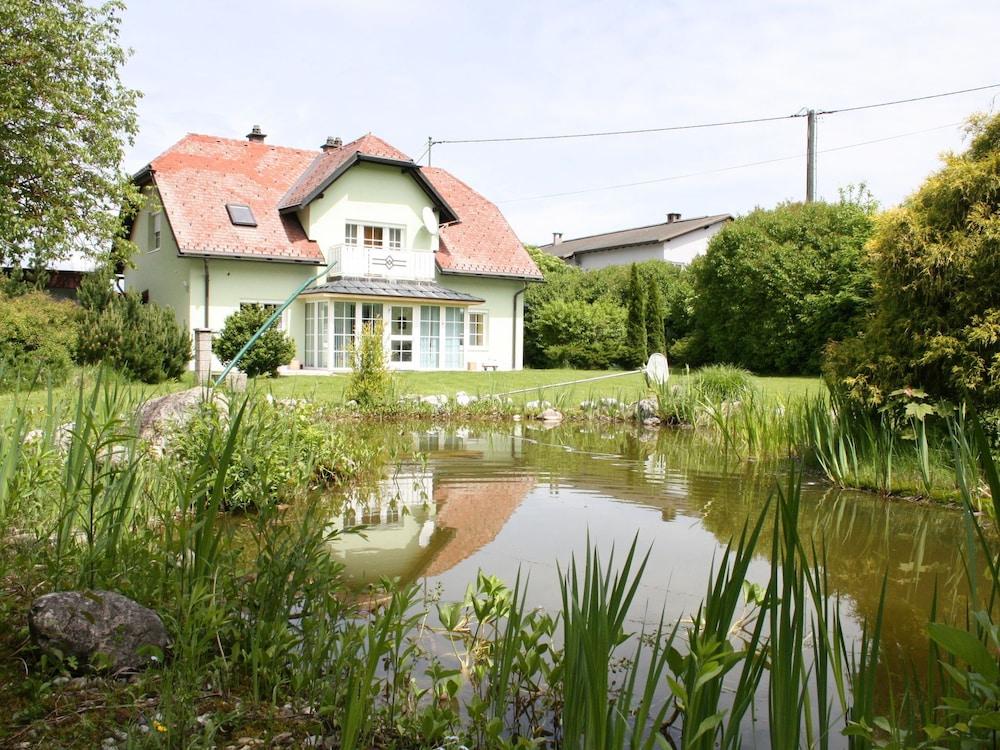 Vintage Holiday Home in Ferlach With Barbecue