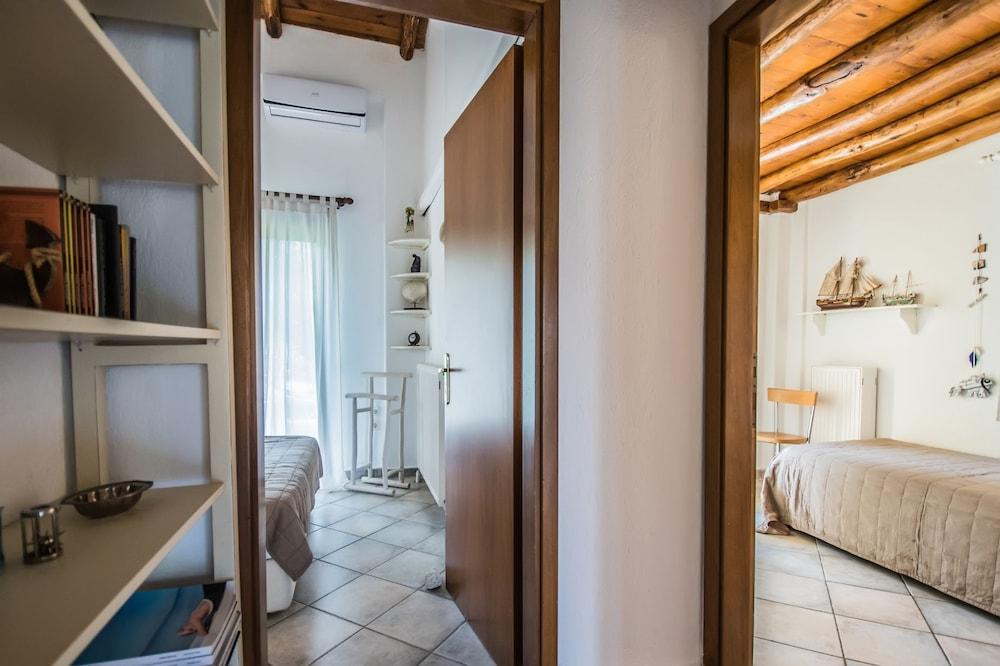 كاليبسو باي هالو! ساني فيلاس غرفة