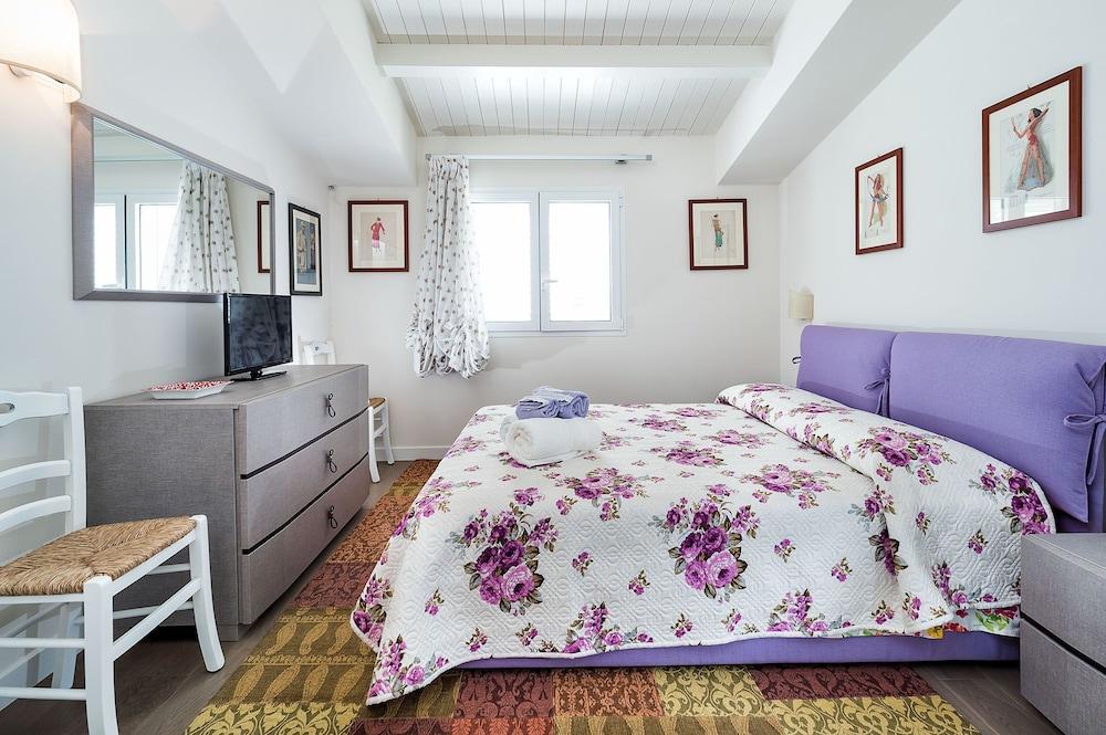 Donnalucata Suite Room