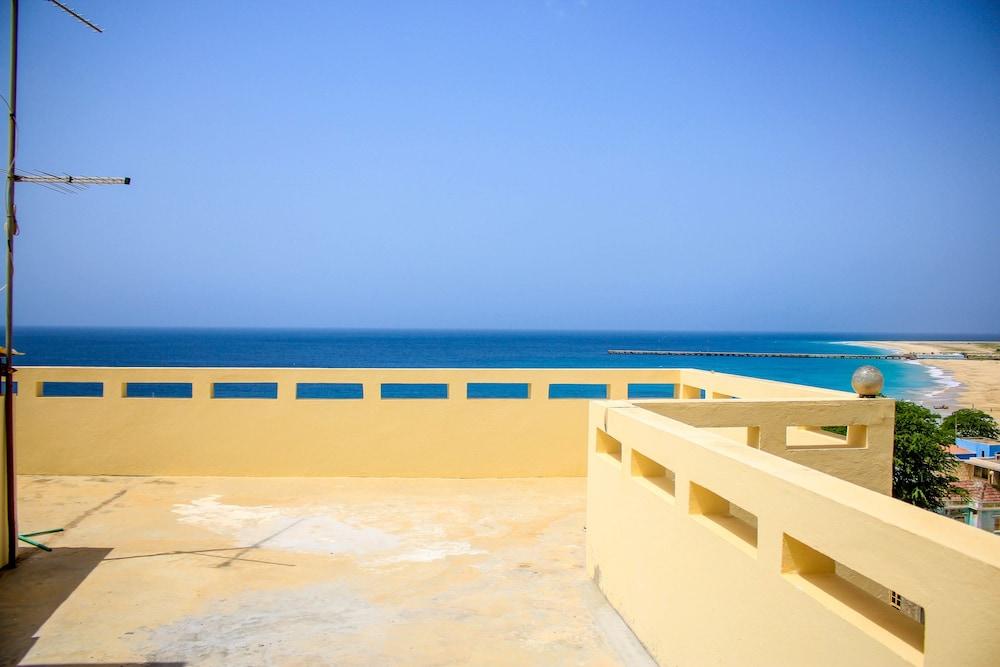 أتلانتيك مايو هوتل منظر من الجو