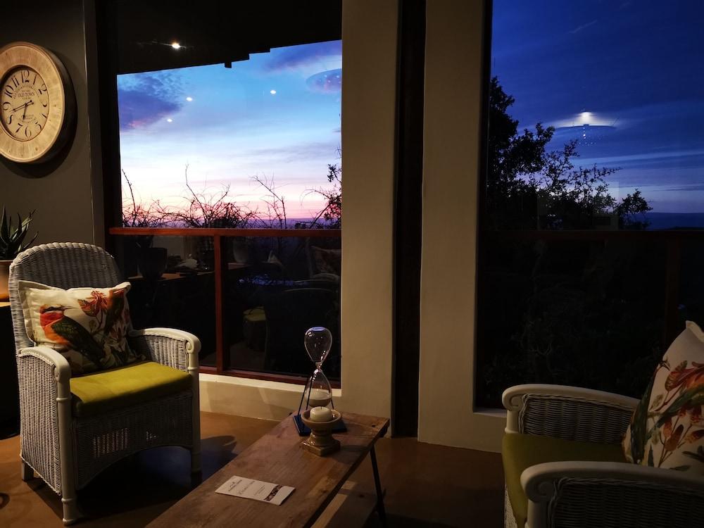 Kuzuko Lodge Interior Detail