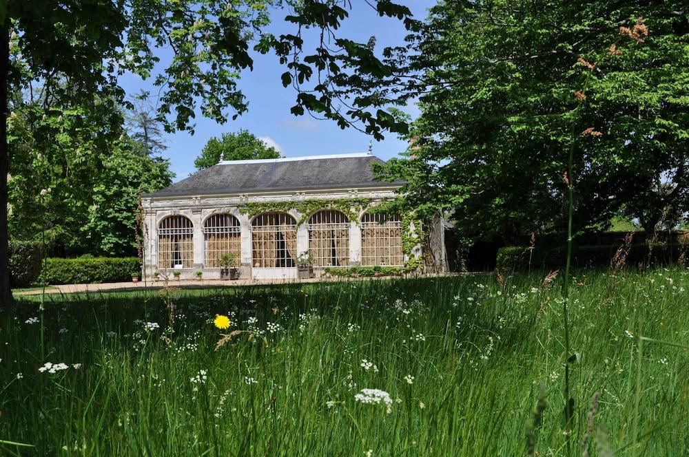 تشاتو ديس بريوتيريز تفاصيل الفندق من الخارج