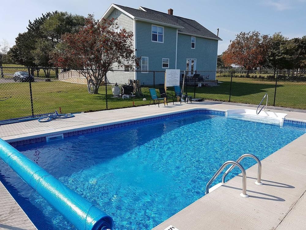 دريمويفرز كوتيدجيز آند فاكيشن هومز