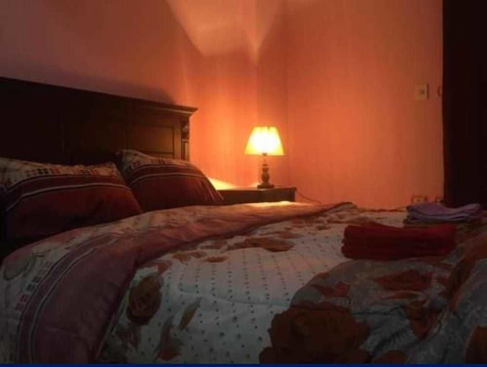Al-Fayed Pyramids Inn Featured Image