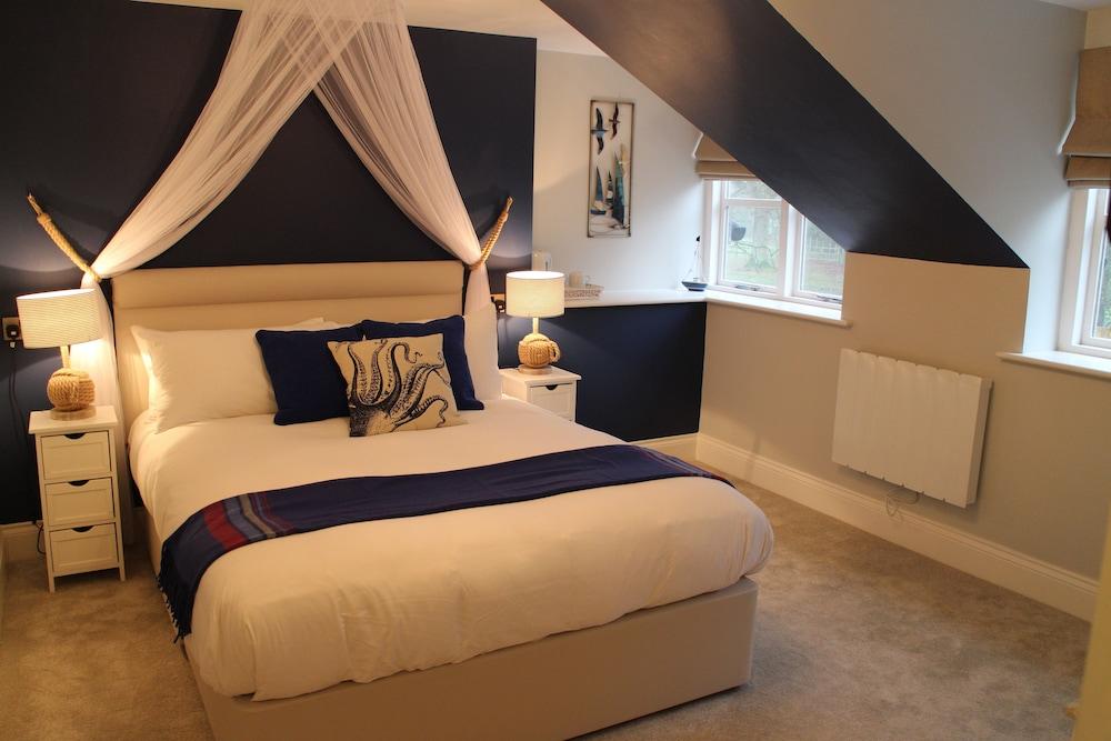 ذا بانتش باول لابورث غرفة