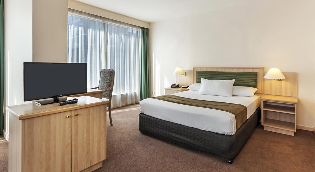 باي فيو أون ذا بارك أخرى