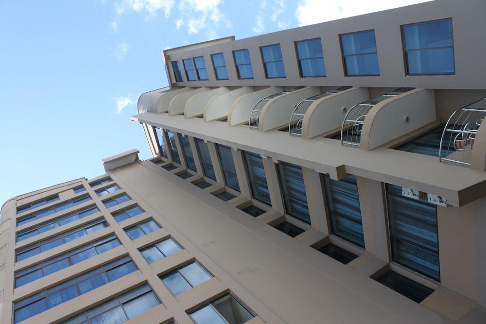 إم آي سي هوتل