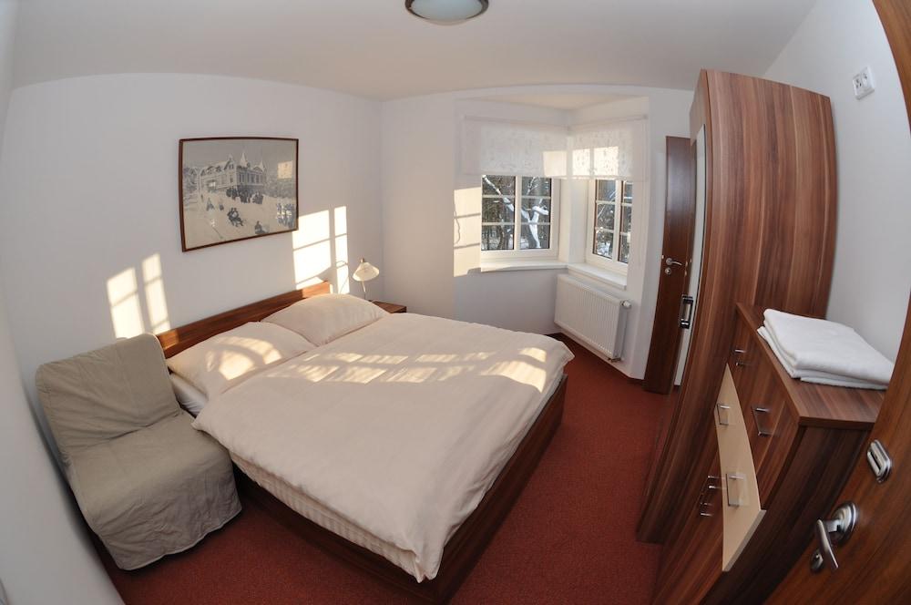 بارك هوتل سمارزوفكا أخرى