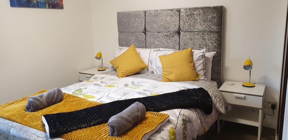 بيتش أبارتمنت - كيركالدي غرفة