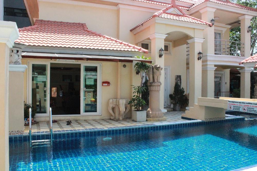 Chivapuri Residence Bangsaen Reception
