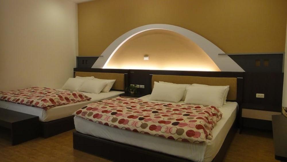 Cape 203 B&B Room