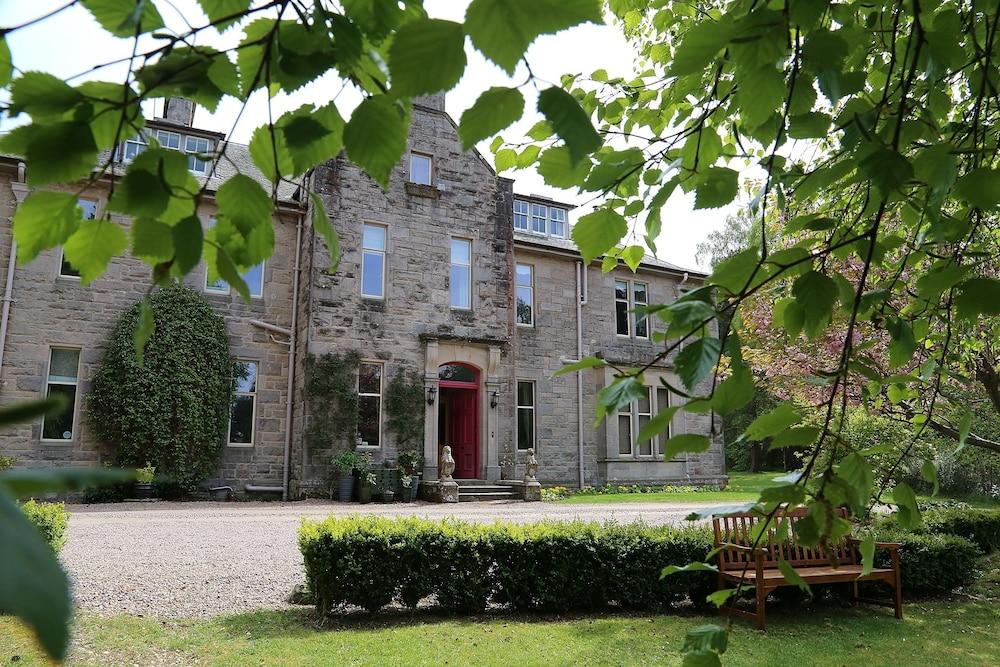 Carnach House Featured Image