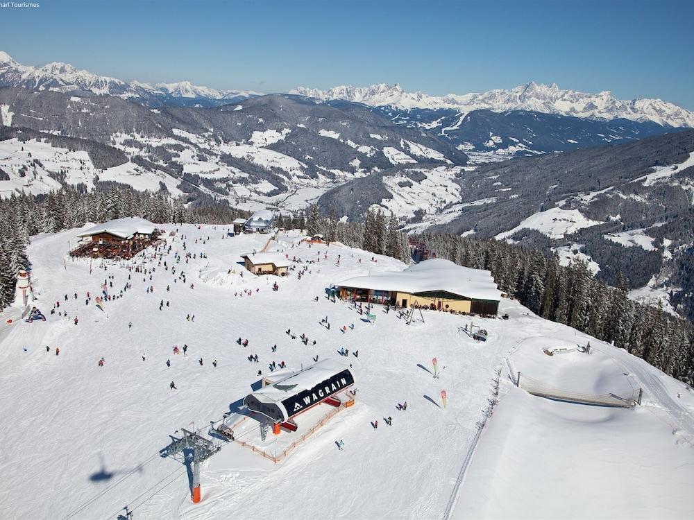 Apartment in Kleinarl With Ski Boot Heaters,parking, Heating Exterior