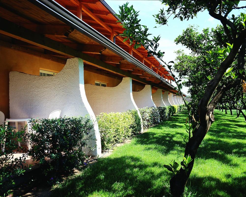 IHR Pizzo Calabro Resort Exterior detail