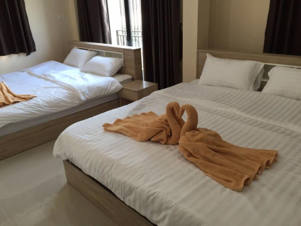 Baan Pleon View by Ratcharin Room